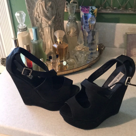 STEVE MADDEN heels - Picture 3 of 3